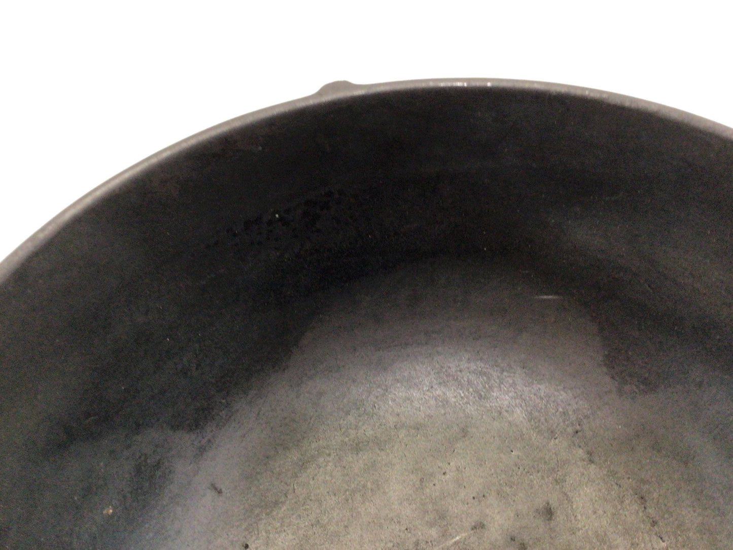 Cast Iron No 3 Scotch Bowl with Gate Mark and Heat Ring Antique Country Kitchen Farmhouse Decor