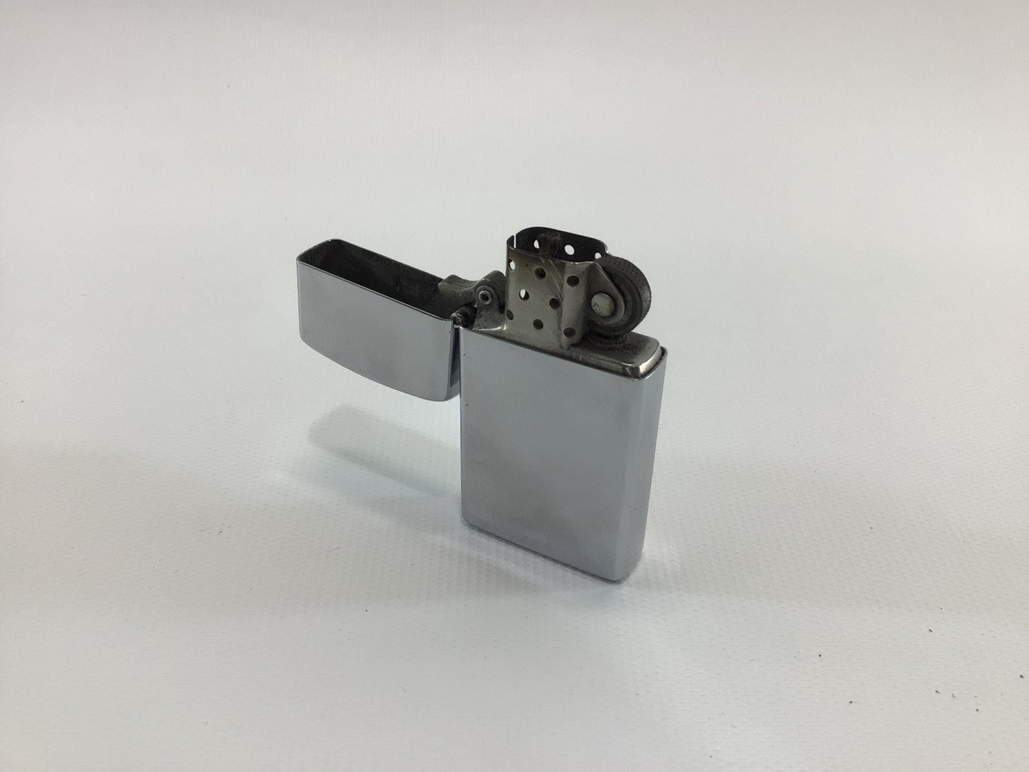 Zippo Slim Cigarette Lighter High Polish Chrome Vintage 1996
