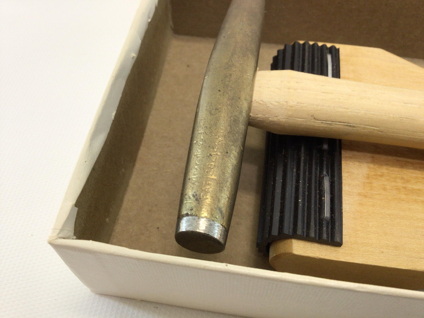 Upholstering Kit George Mount Company No 0 Vintage Quality DIY Tools Made in USA