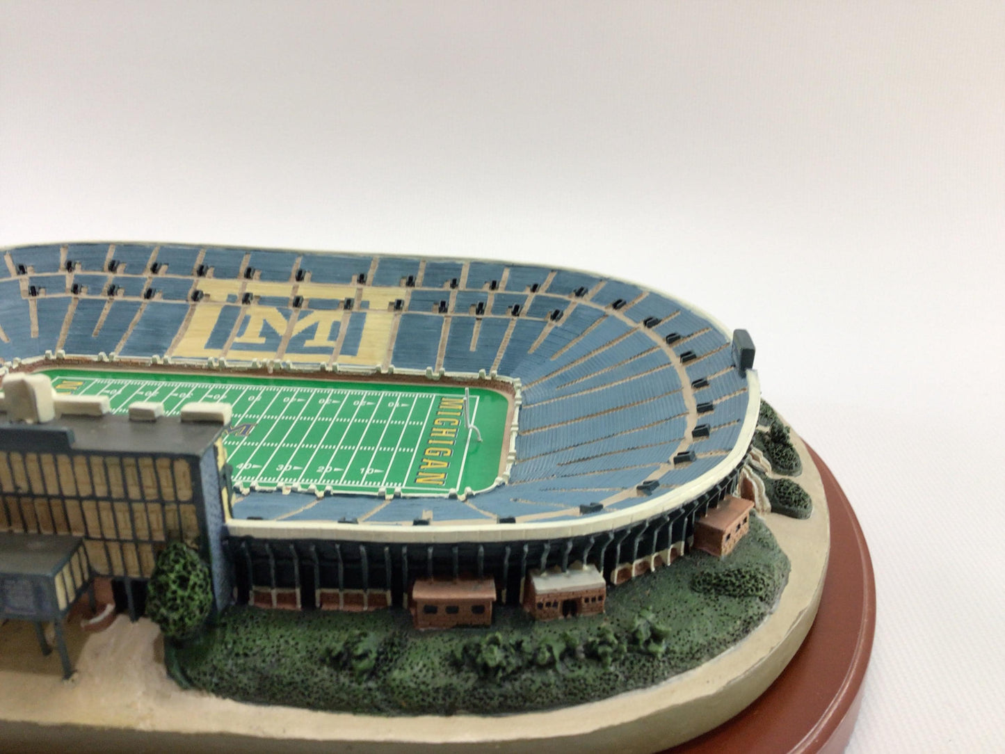 Big House University of Michigan Football Stadium Vintage 2000 Collegiate Collectibles Miniature Resin Field Replica