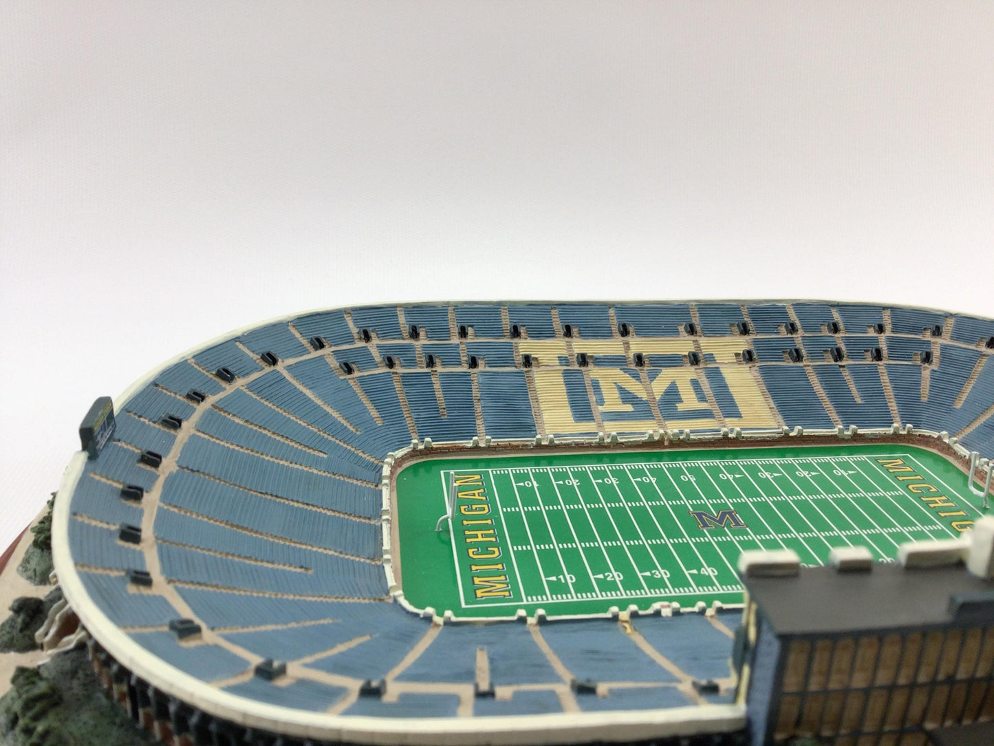 Big House University of Michigan Football Stadium Vintage 2000 Collegiate Collectibles Miniature Resin Field Replica