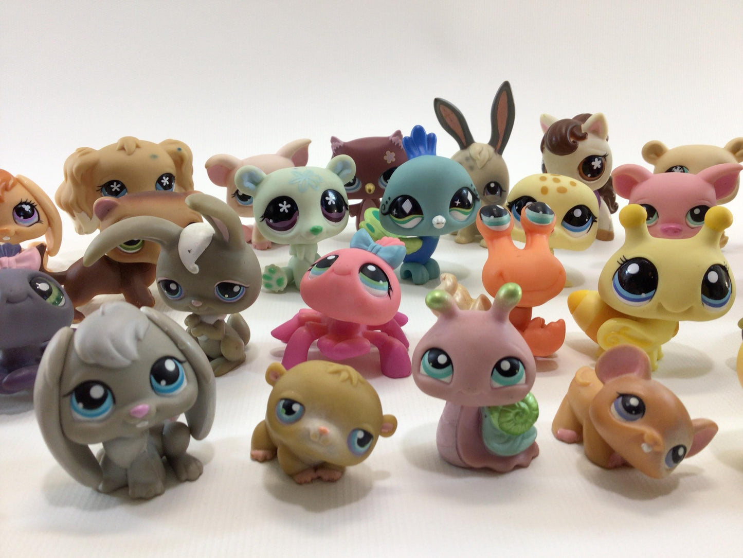 Littlest Pet Shop LPS Lot of 40 Assorted Toy Figures