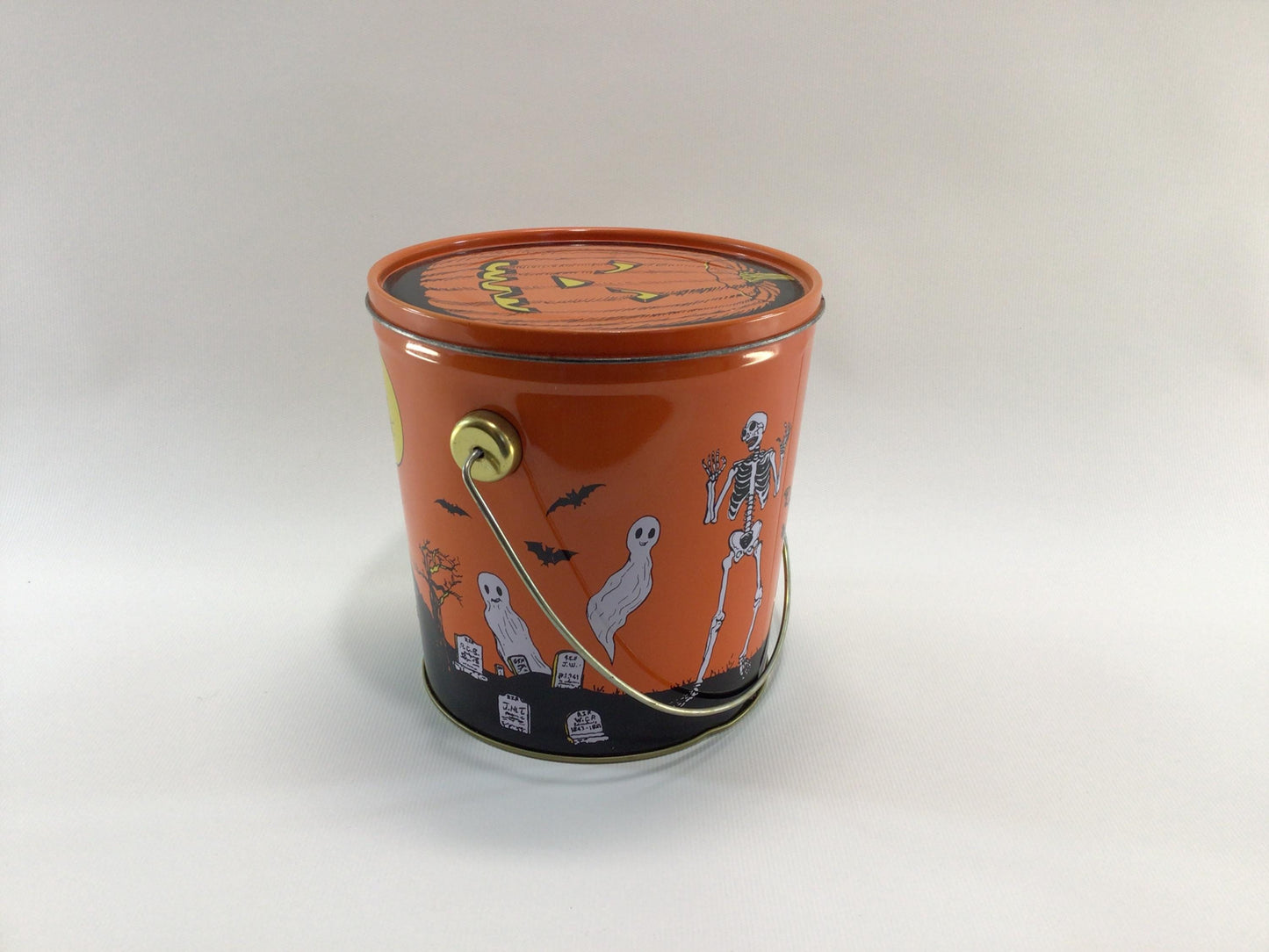 Jack O Lantern Tin Lithograph 6" Trick or Treat Pail Vintage 1980s Halloween Holiday Ephemera Made in Taiwan
