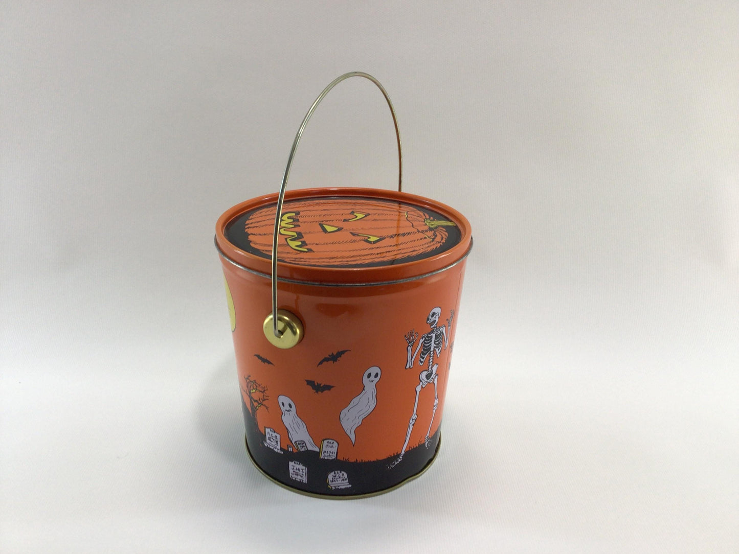 Jack O Lantern Tin Lithograph 6" Trick or Treat Pail Vintage 1980s Halloween Holiday Ephemera Made in Taiwan