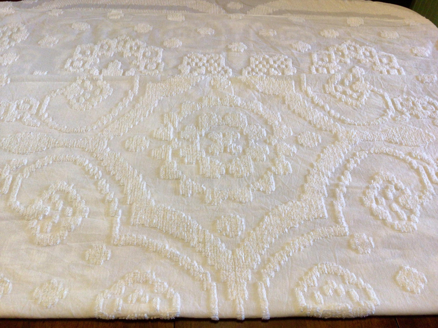 White Chenille Vintage Bedspread Coverlet Super King Size 100" x 120"