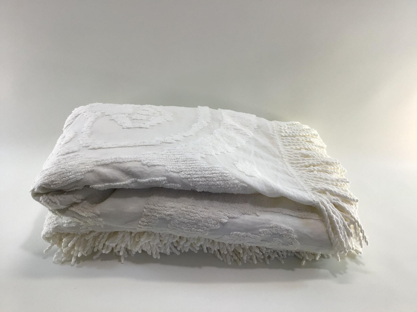 White Chenille Vintage Bedspread Coverlet Super King Size 100" x 120"