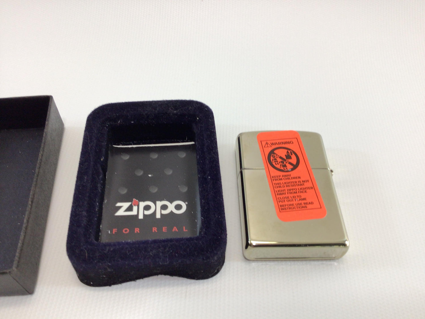 Chrysler Logo Vintage 2004 Zippo Windproof Cigarette Lighter