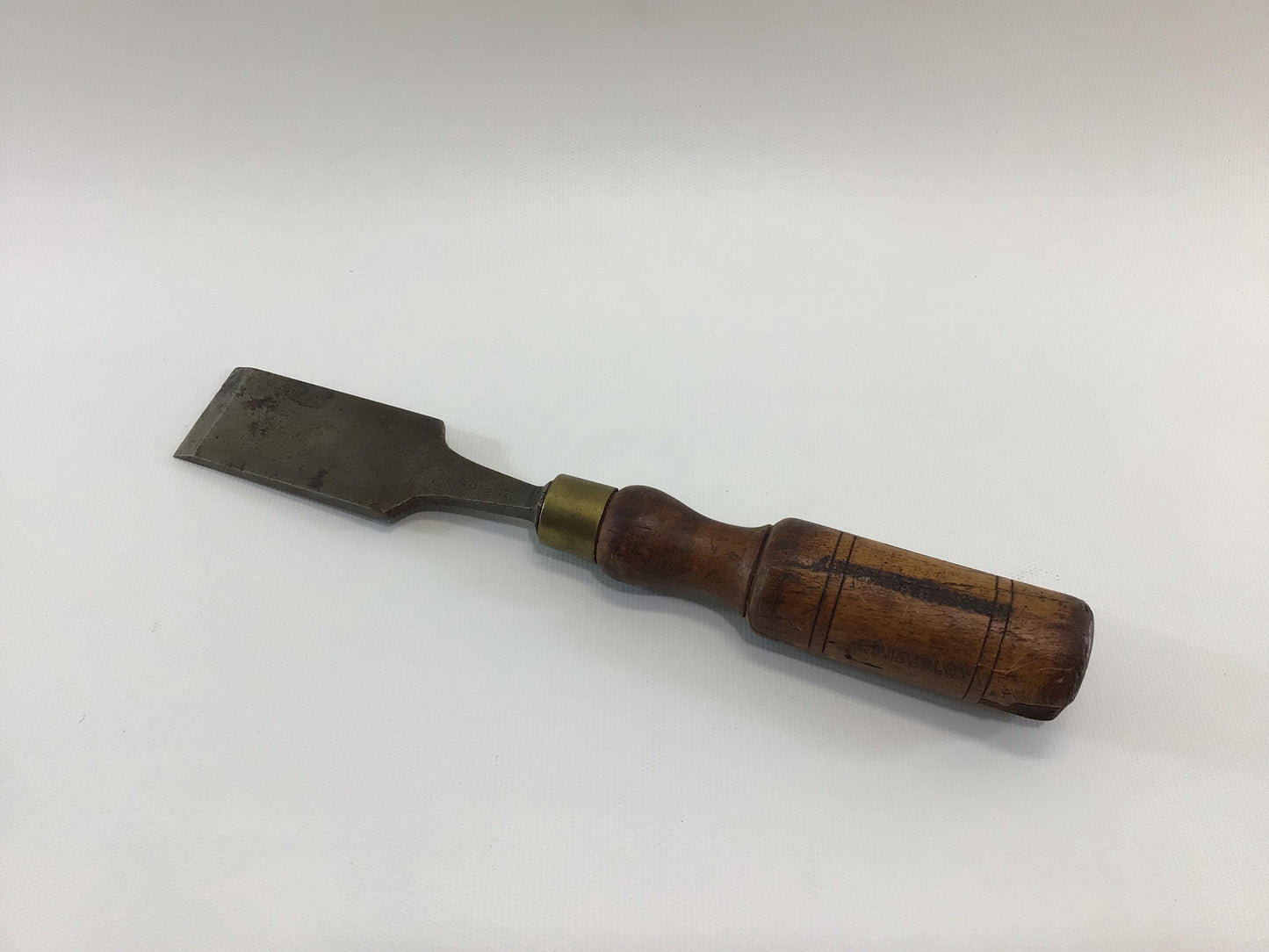 Mathieson Carpenter Chisel Antique Rustic Primitive Quality Made in England Woodworking Hand Tool
