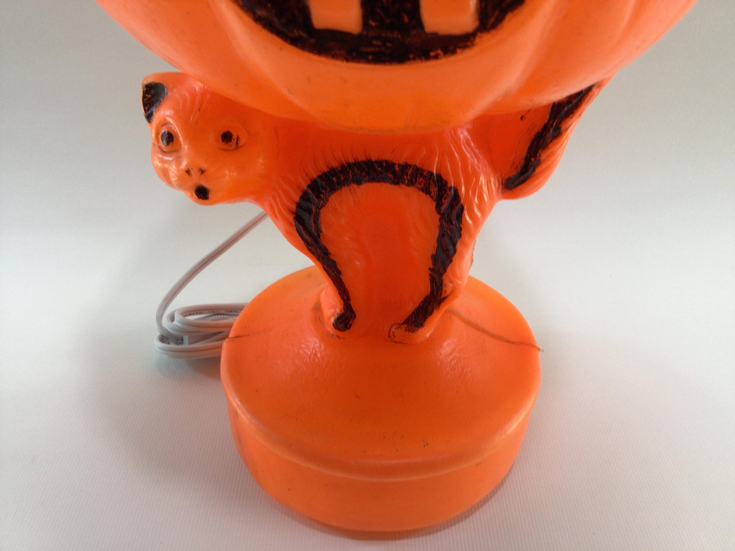 Bayshore Blow Mold 13" Cat Pumpkin Lamp Mid Century Illuminated Jack O Lantern Halloween Table Accent Light Holiday Decor