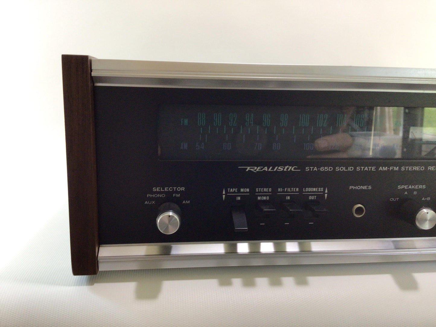Realistic High Fidelity 82 Watt Stereo Receiver Model STA-65D Vintage 1970s Radio Shack Electronics Component