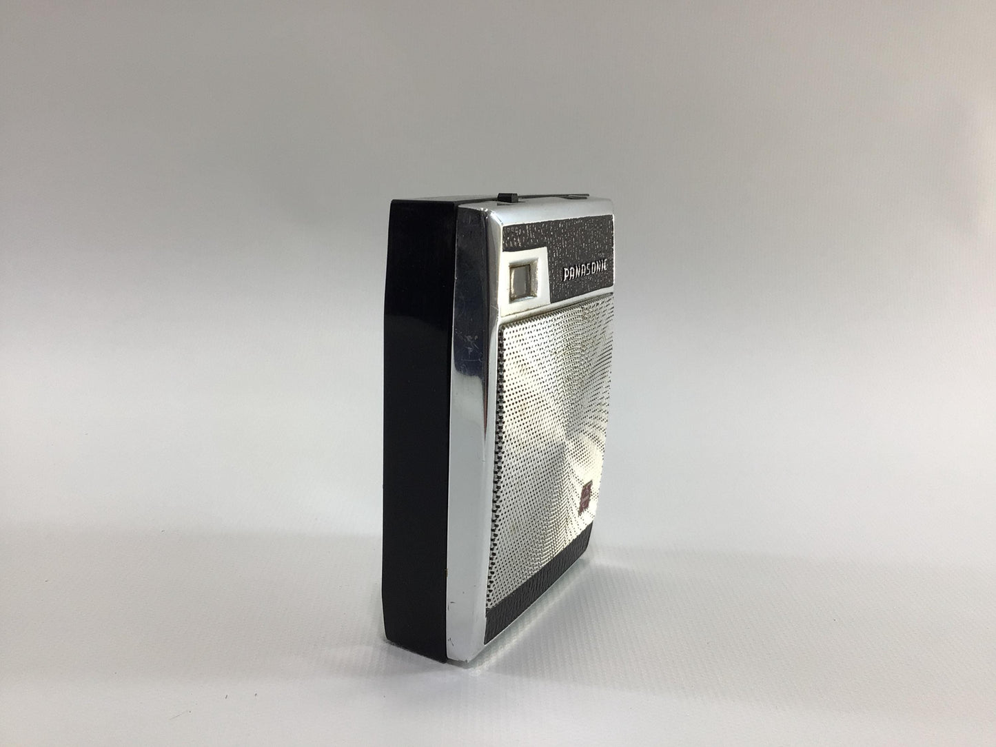 Panasonic 7 Transistor AM Radio Model R-607 Vintage Analog Electronics - Not Working Parts Repair