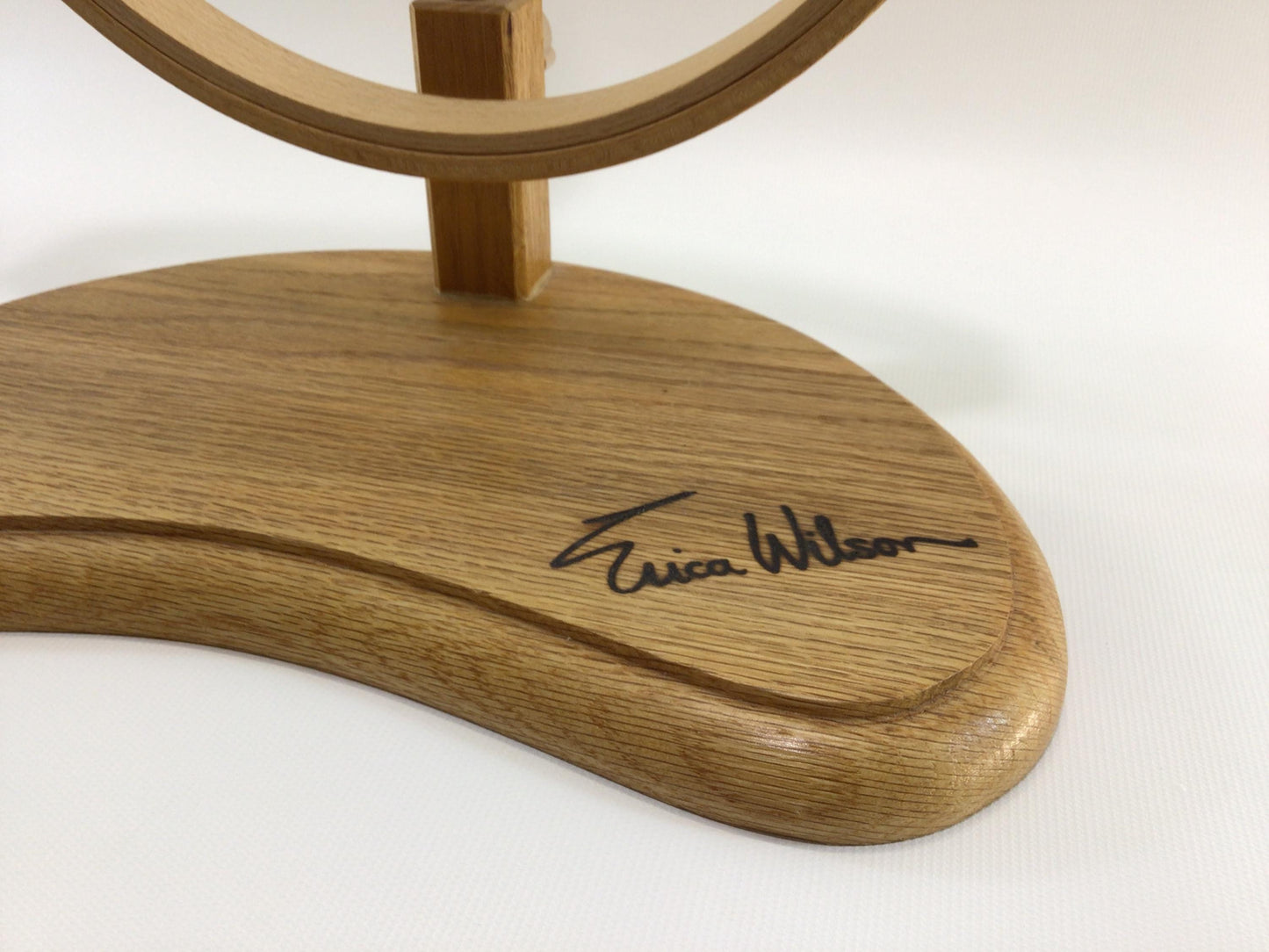 Erica Wilson 10" Embroidery Hoop Stand Vintage Sewing Notion Tool