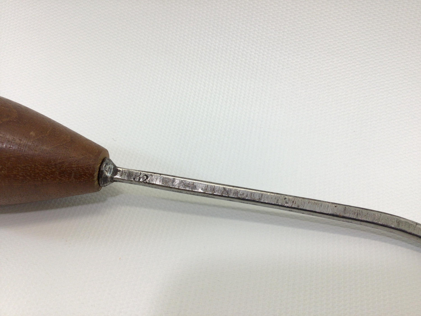 Carpenter's 1/4" Half Round Palm Chisel Antique Quality Made Buck Brothers No 32 Woodworking Hand Tool