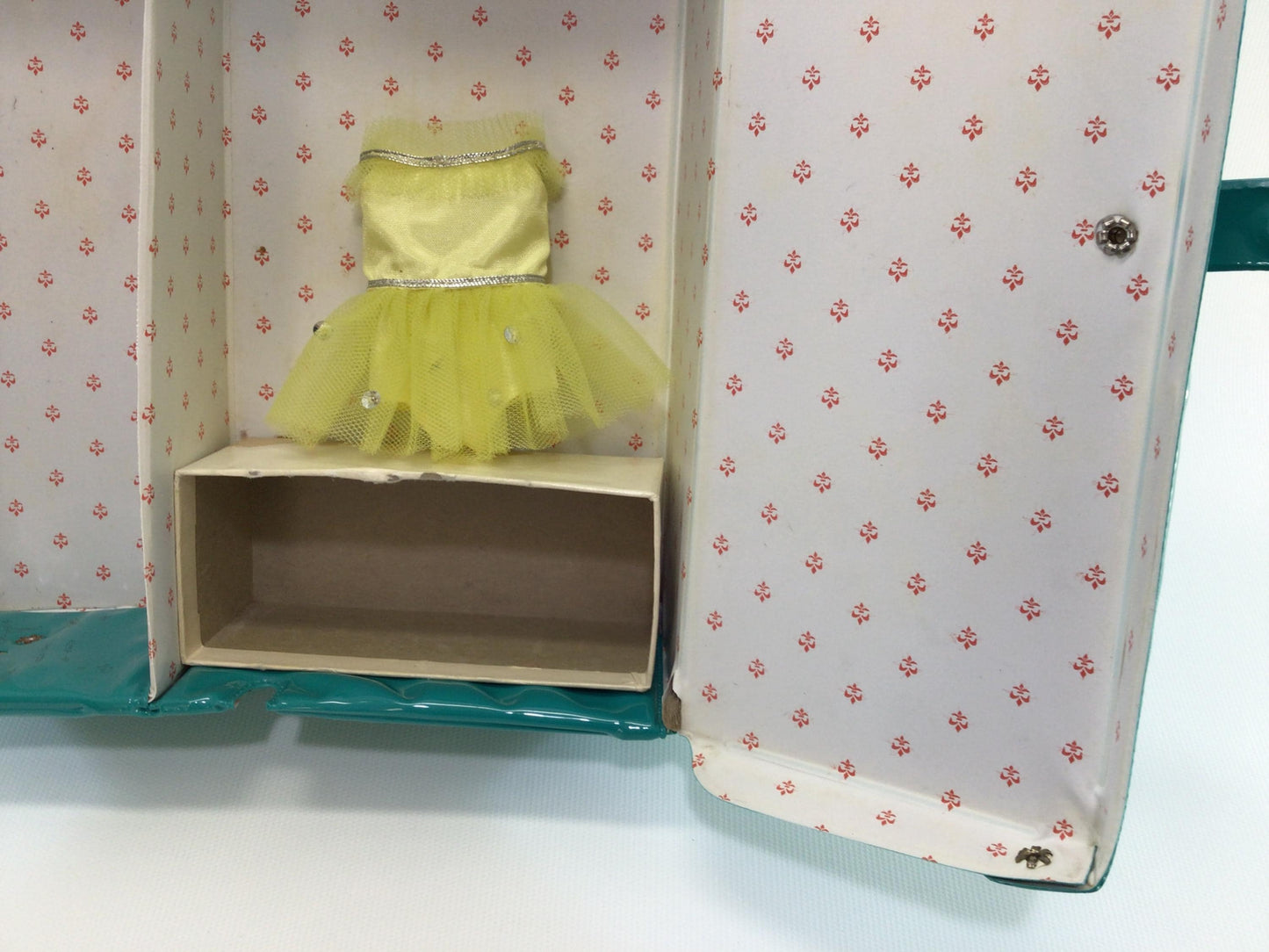 Ideal Pepper Fashion Doll Accessories Vintage Toy Carry Case