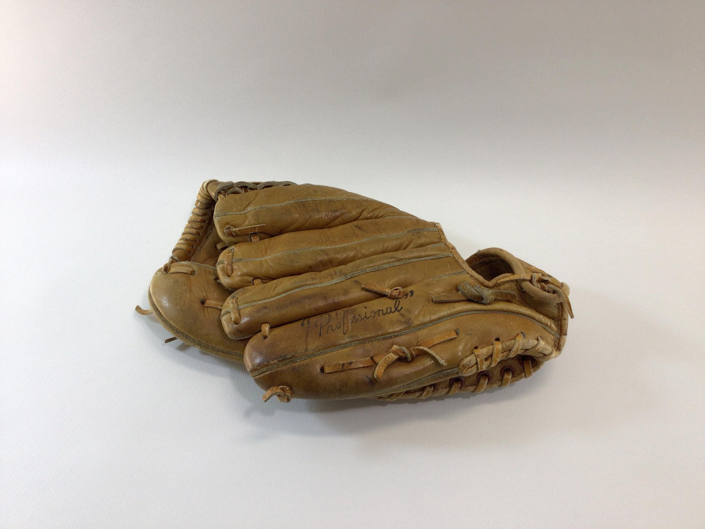 Winston Baseball Glove Deep Pocket F128 Pee Wee Reese Signature Model RH