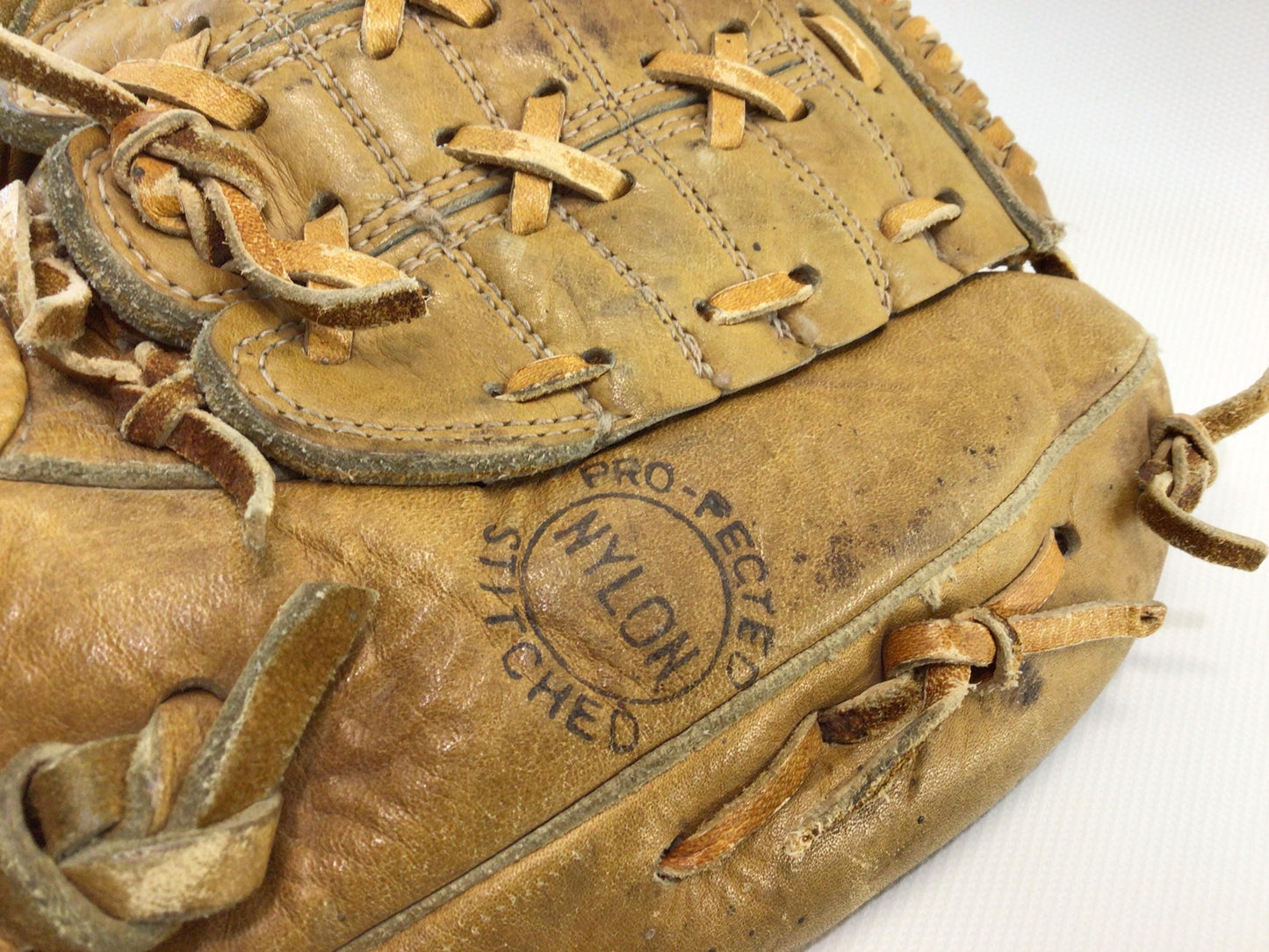 Winston Baseball Glove Deep Pocket F128 Pee Wee Reese Signature Model RH