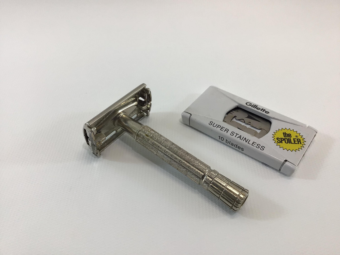 Gillette O3 Super Speed TTO 1960 Safety Razor and Blades