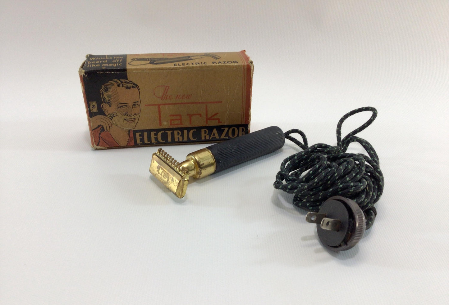 The New Tark Electric Razor Vintage Grooming Shaving Gadget