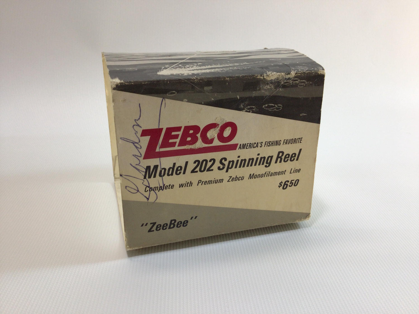Zebco Model 202 ZeeBee Spinning Reel Vintage Fishing Tackle Outdoor Sporting Equipment
