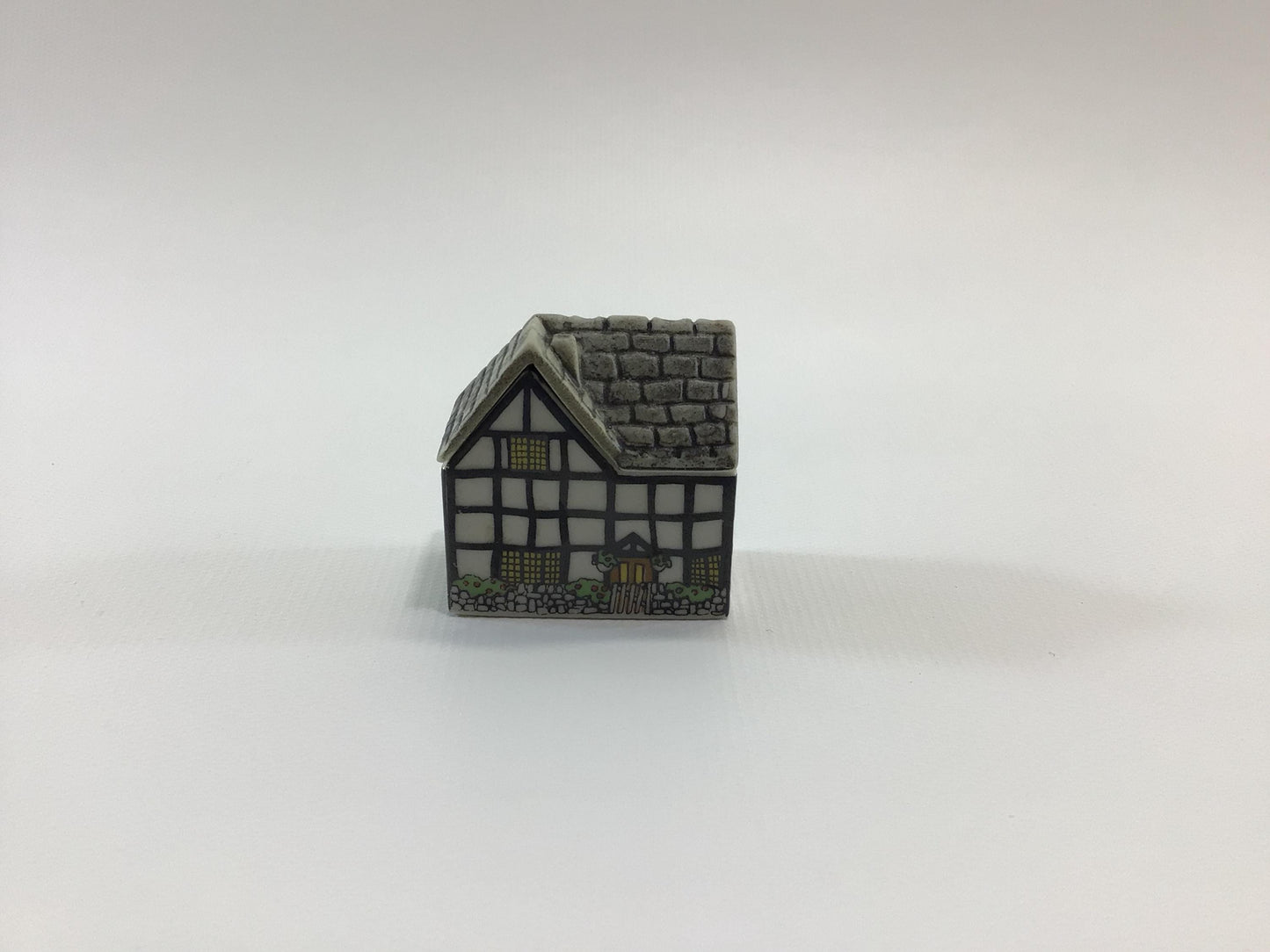 Wade Miniature Porcelain Whimsey-On-Why 1985 Set 4 Miss Prune's House Vintage Collectible Figurine