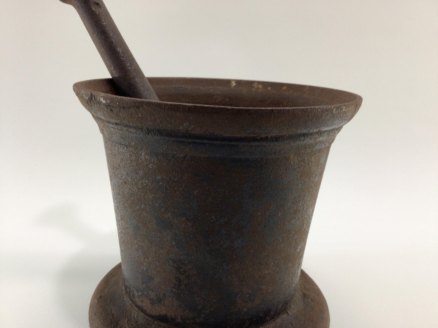 Cast Iron Mortar and Pestle Antique Druggist Pharmacy Apothecary Instrument Tool