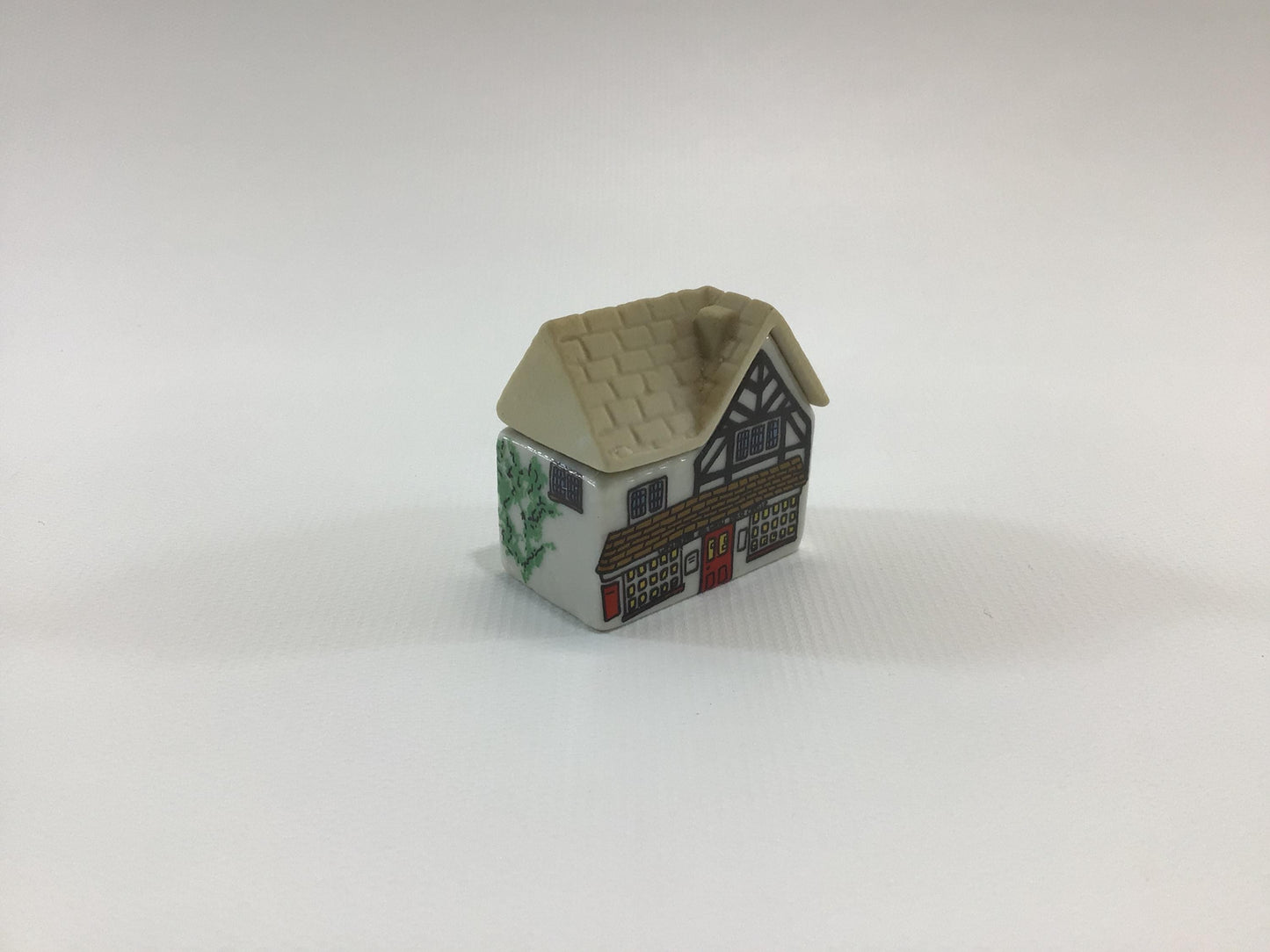 Wade Miniature Porcelain Whimsey-On-Why 1981 Set 2 Post Office Vintage Collectible Figurine