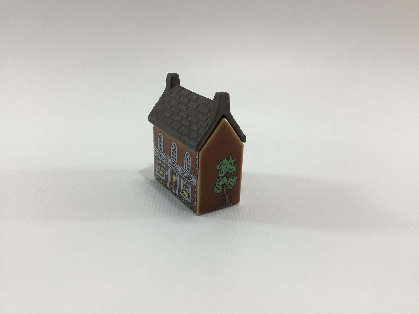 Wade Miniature Porcelain Whimsey-On-Why 1985 Set 4 District Bank Vintage Collectible Figurine