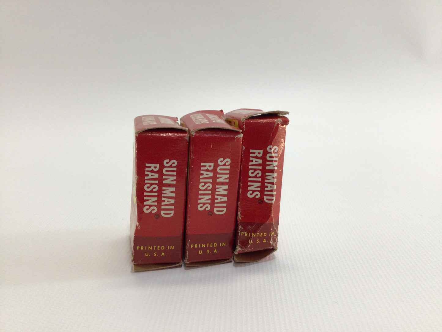 Sun Maid Raisins 1/2 oz Snack Boxes Vintage School Lunch Ephemera