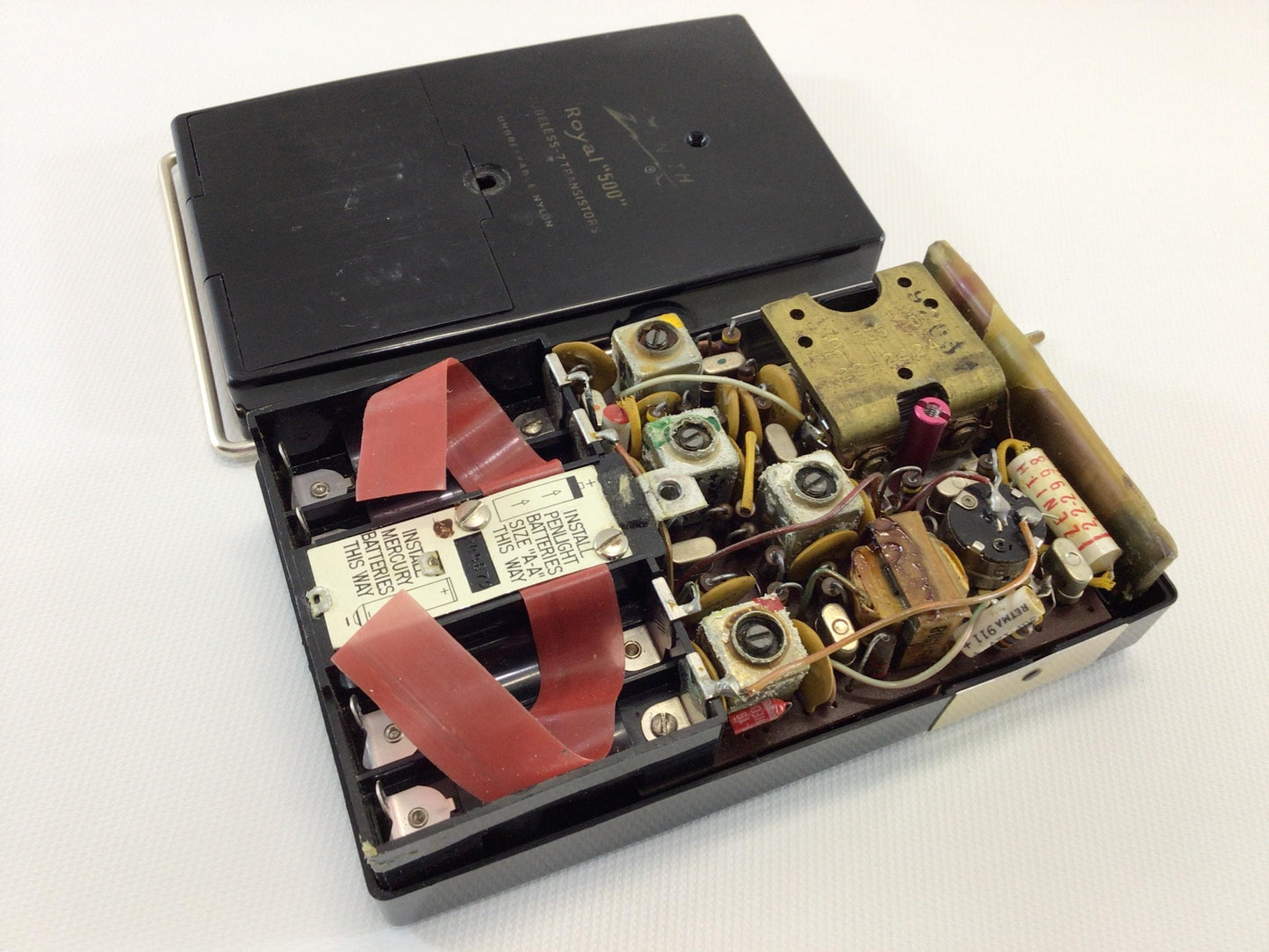 Zenith Royal 500 7 Transistor MW Radio Vintage Analog Audio Electronics - Nonworking Parts Repair Display
