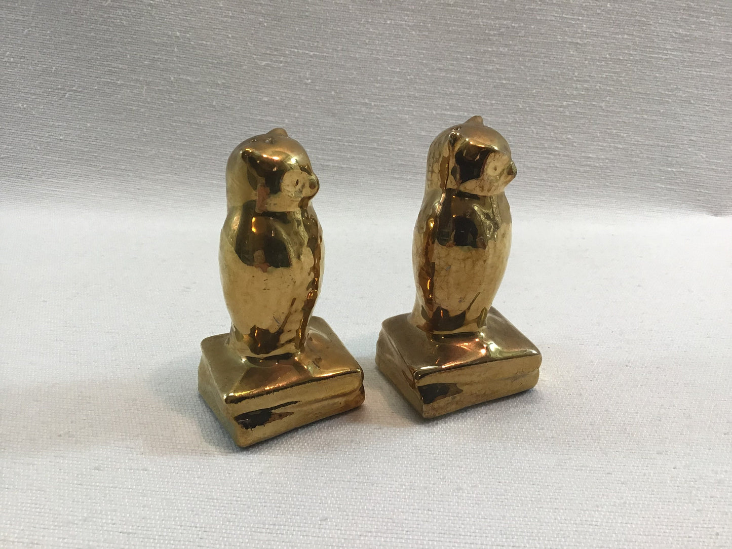 Vintage Retro Gold Owls Salt & Pepper Shaker Set Mid Century Ceramic