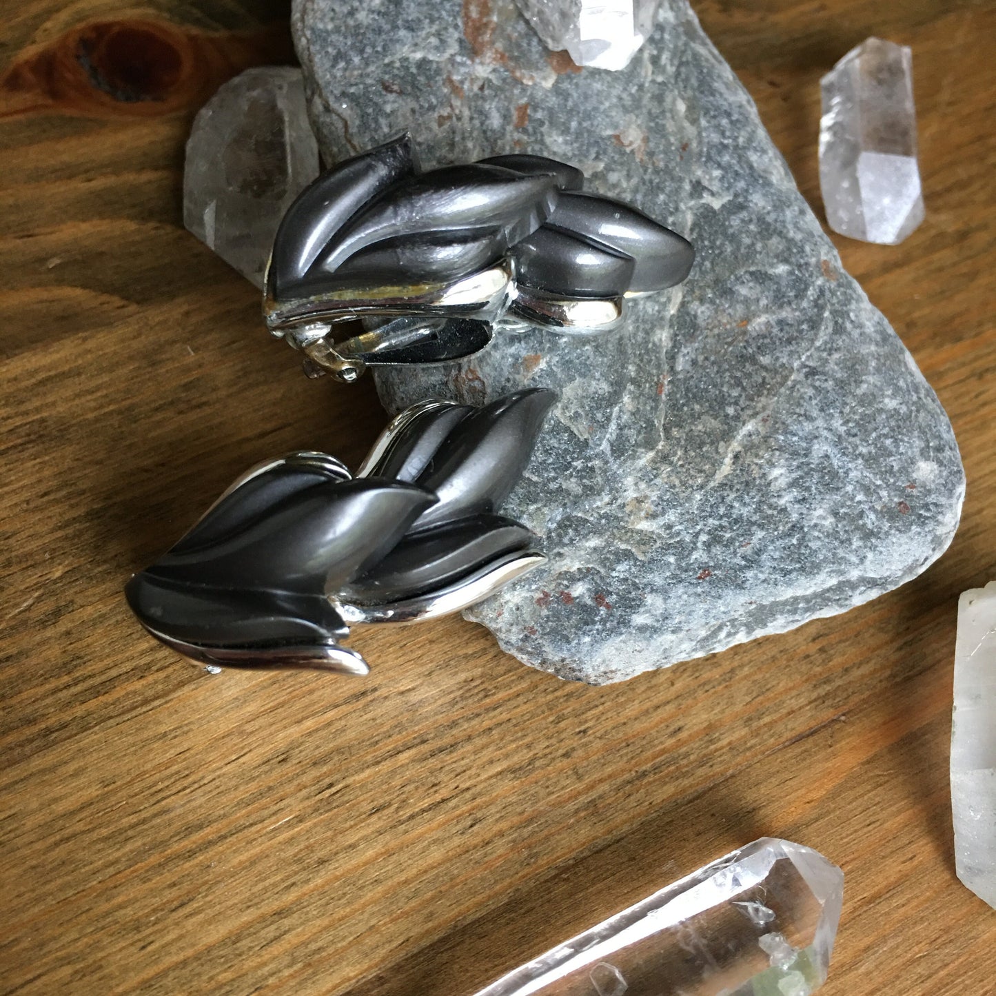 Kramer Earrings Gun Metal Gray Silver Tone Vintage Clip On 50's Fashion Jewelry