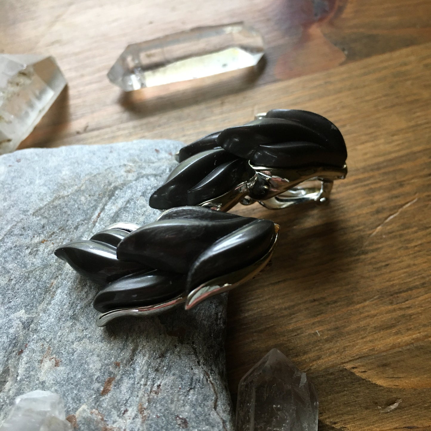 Kramer Earrings Gun Metal Gray Silver Tone Vintage Clip On 50's Fashion Jewelry