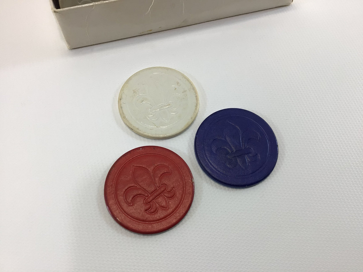 Poker Chips Embossed Noiseless 1 1/2" Vintage Gaming Collectible