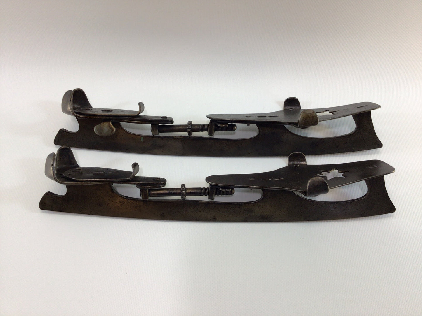 Ice Skates U.S. Club Skate No. 8 with Star Pattern Antique Collectible Sporting Equipment
