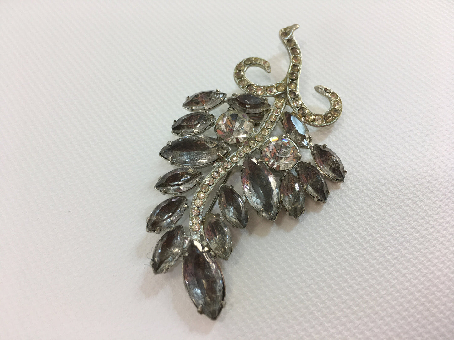 Kramer Brooch Smokey Gray Rhinestones Silver Tone Leaf Floral Vintage 50's Fashion Jewelry