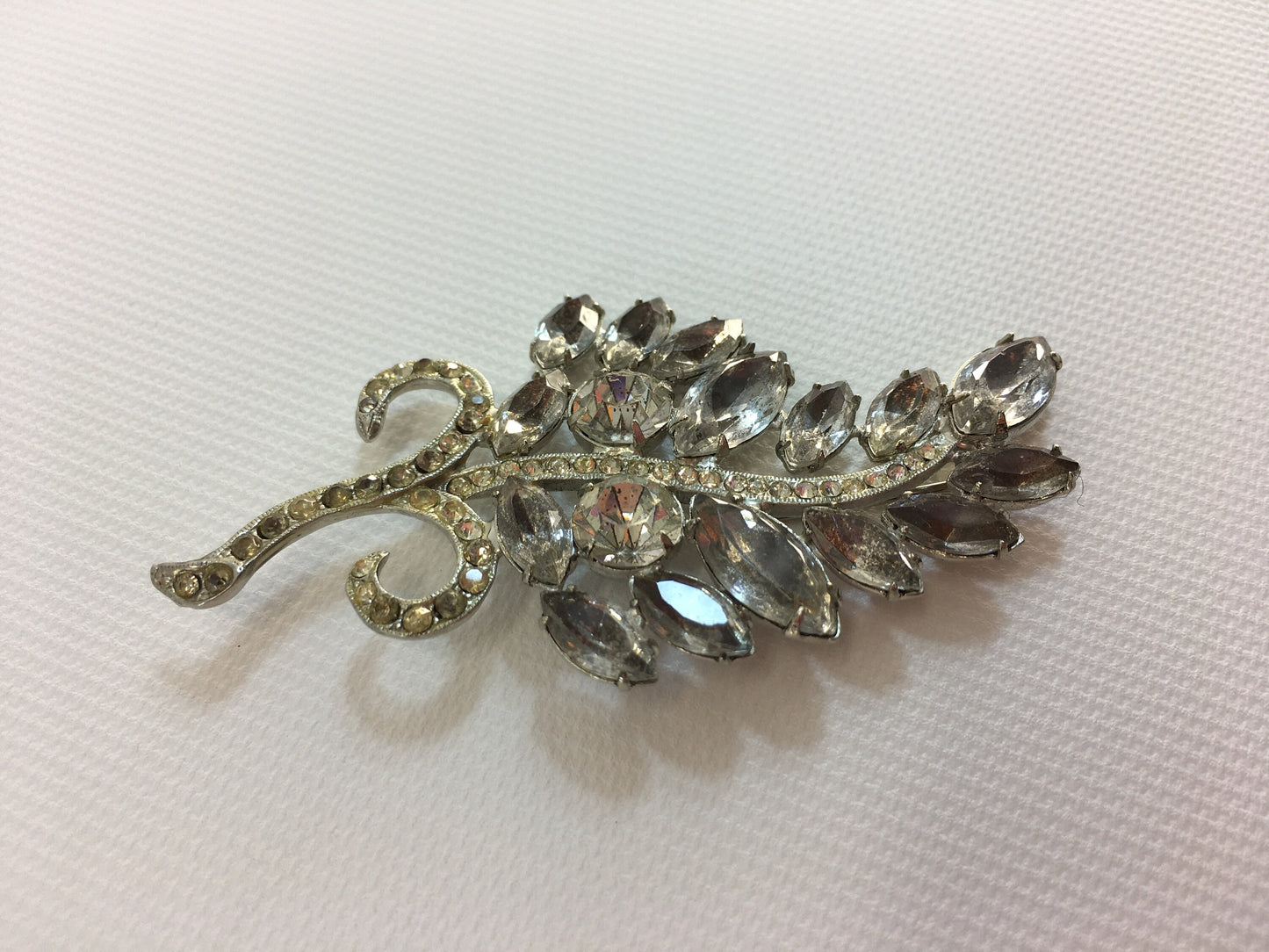 Kramer Brooch Smokey Gray Rhinestones Silver Tone Leaf Floral Vintage 50's Fashion Jewelry