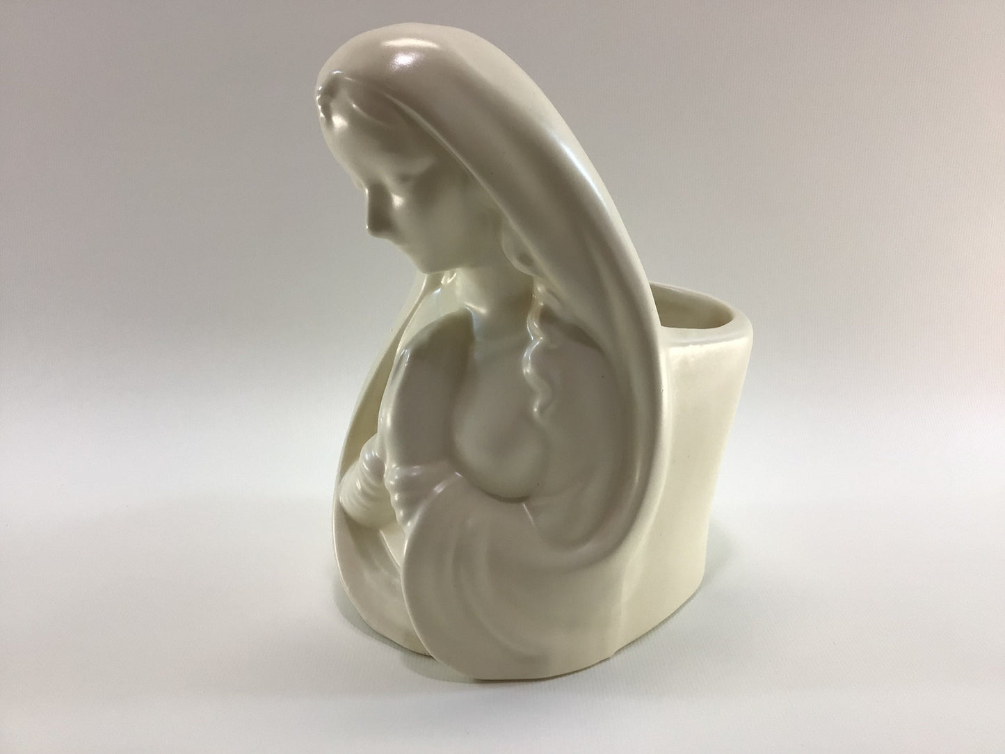 Haeger Ceramic Madonna 9" Planter Vintage Collectible Pottery