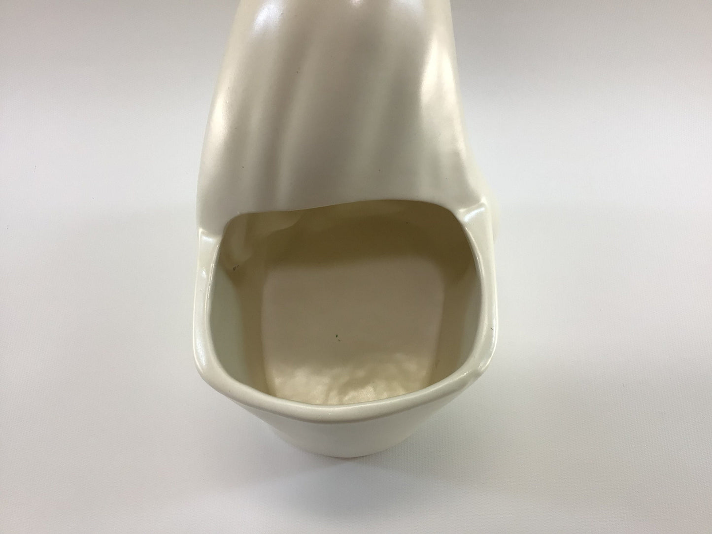 Haeger Ceramic Madonna 9" Planter Vintage Collectible Pottery