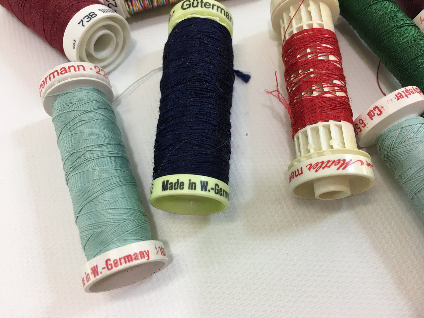 Sewing Thread Guttermann Mettler Metrosene Polyester Thread Lot Greens Burgundy Multi Metallic Gold Made in West Germany