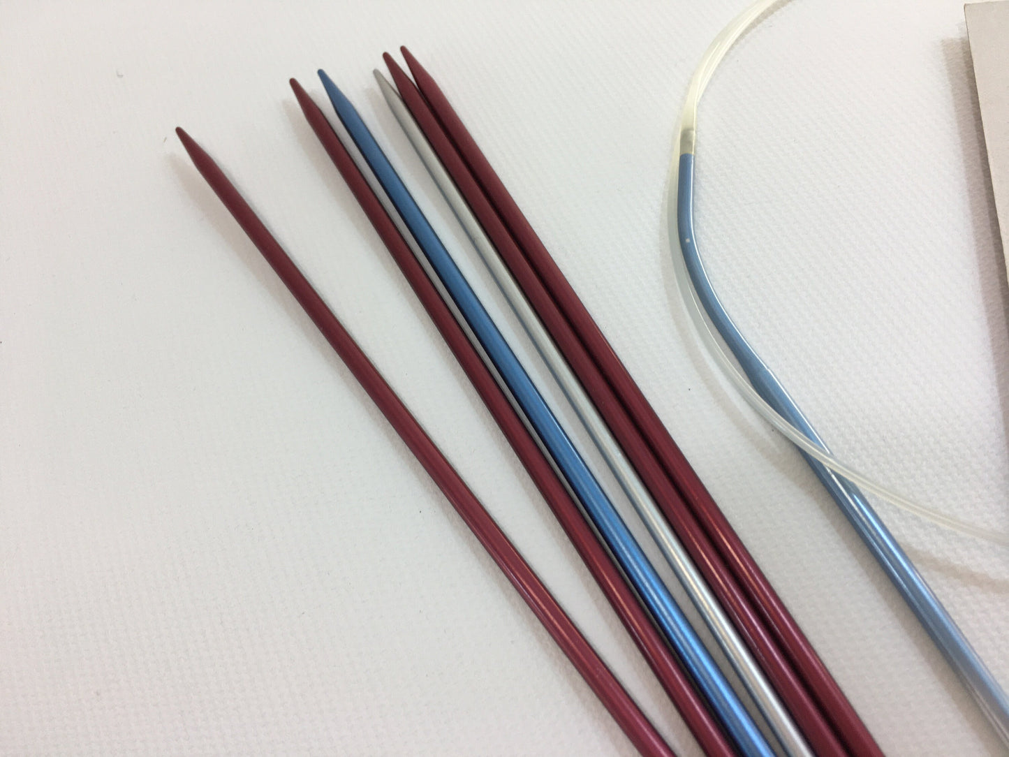 Knitting Needles Lot of 4 Pair Small Mixed Metal Needles and 1 Knit Tally Beginner Set Kit