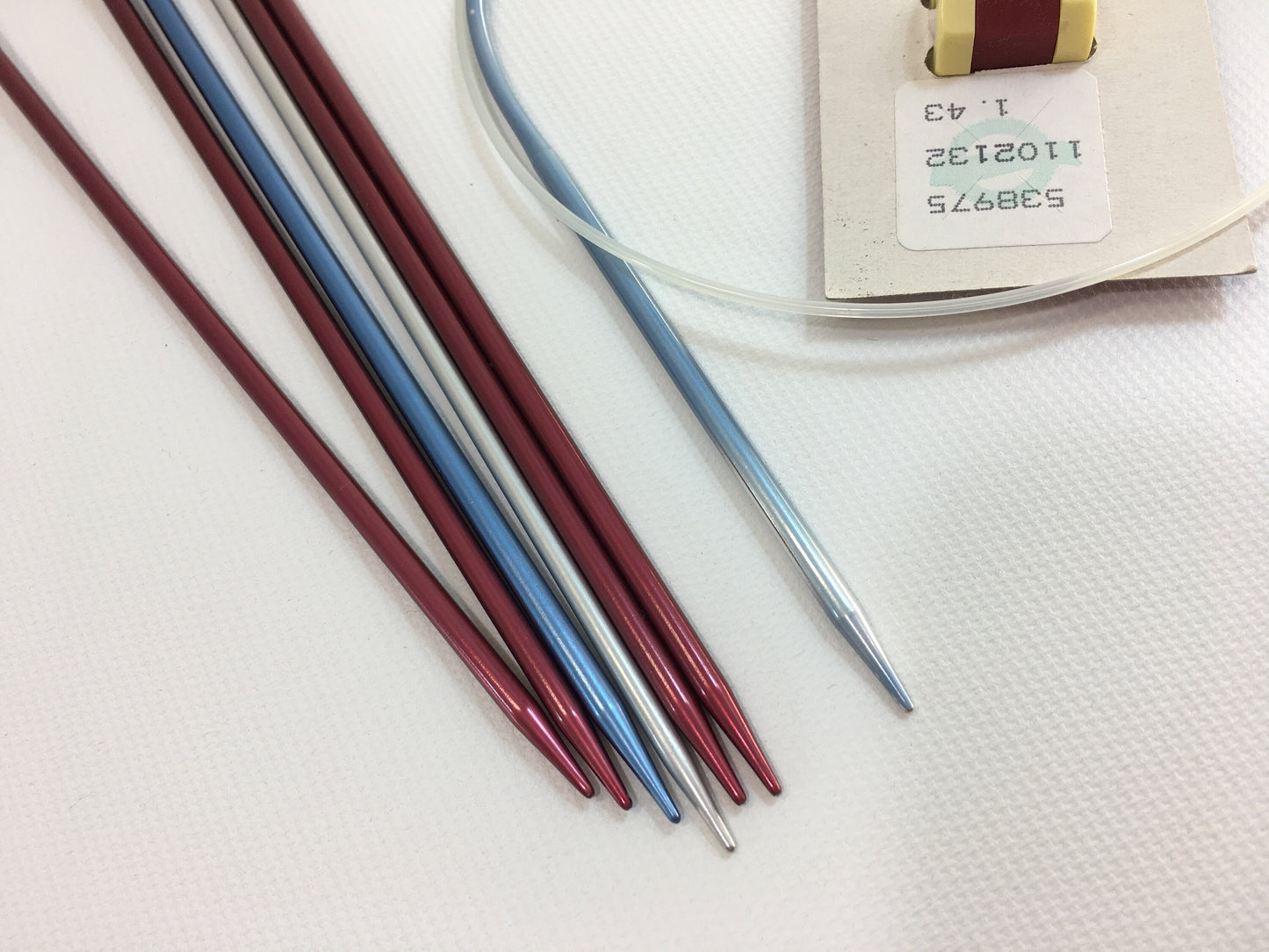 Knitting Needles Lot of 4 Pair Small Mixed Metal Needles and 1 Knit Tally Beginner Set Kit
