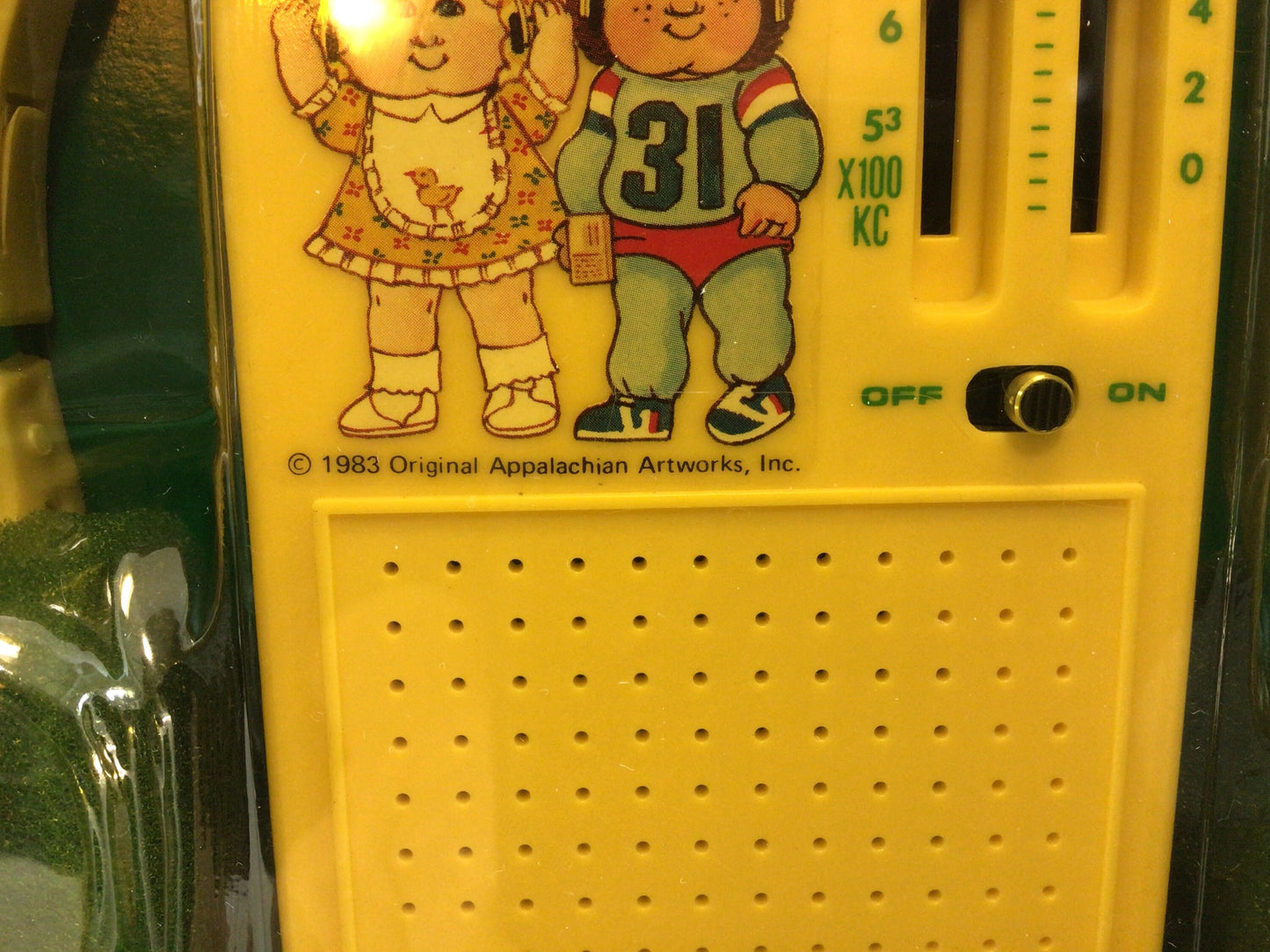 Vintage Cabbage Patch Kids AM Transistor Radio 1983 Electronic Toy