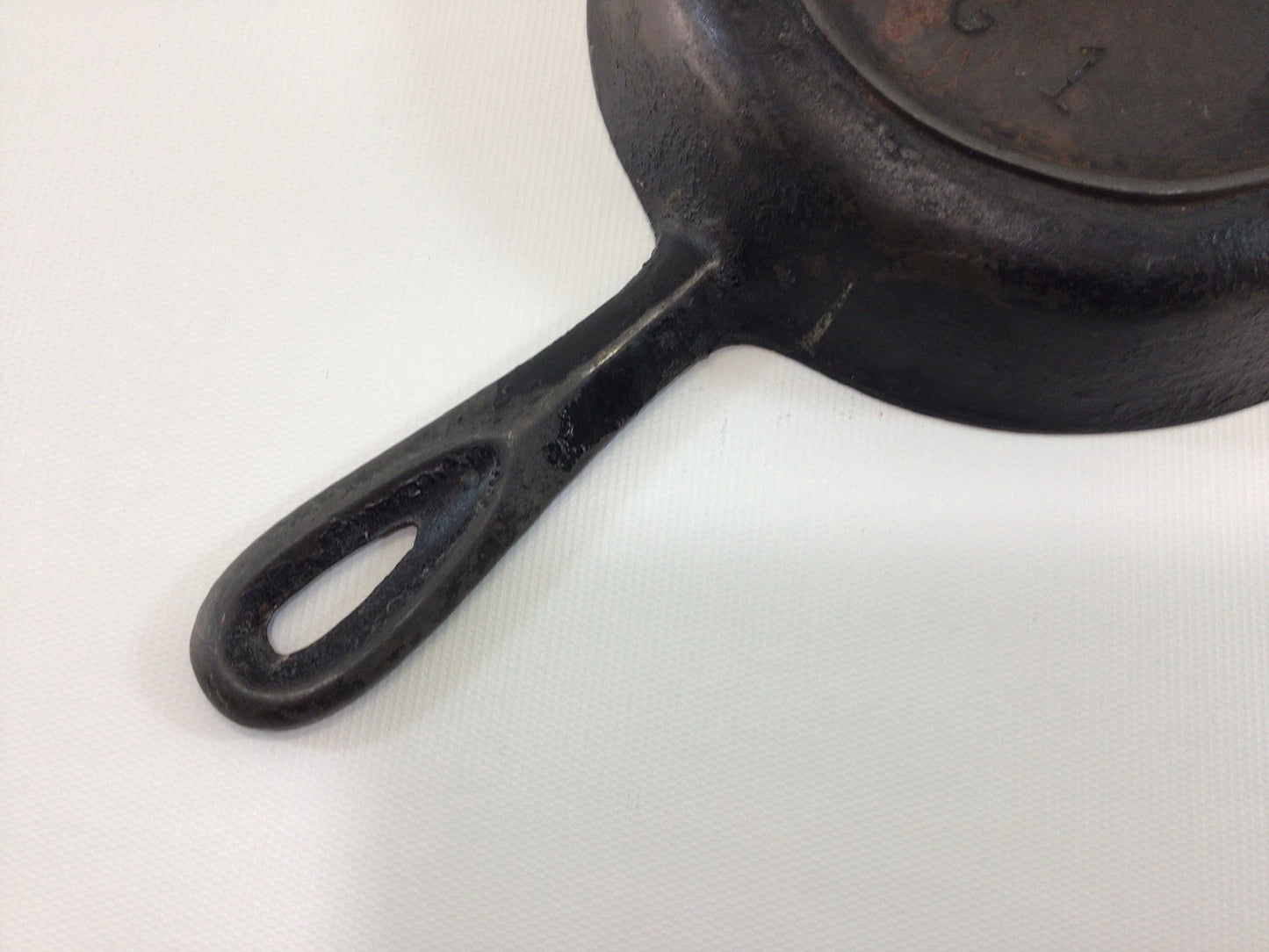 Cast Iron Skillet 3 G 1 with Heat Ring Antique Country Kitchen Homestead Cookware Decor