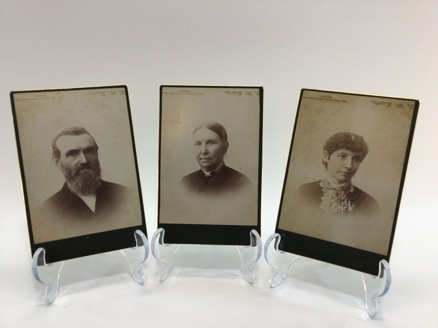 Cabinet Card CDV Photograph Victorian 19th Century Family Portraits Charlotte Michigan