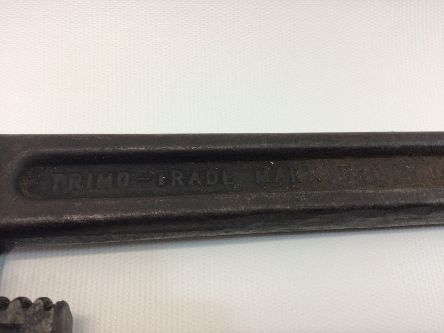 16" Trimo Pipe Wrench Trimont Mfg Antique Hand Tool Mantique