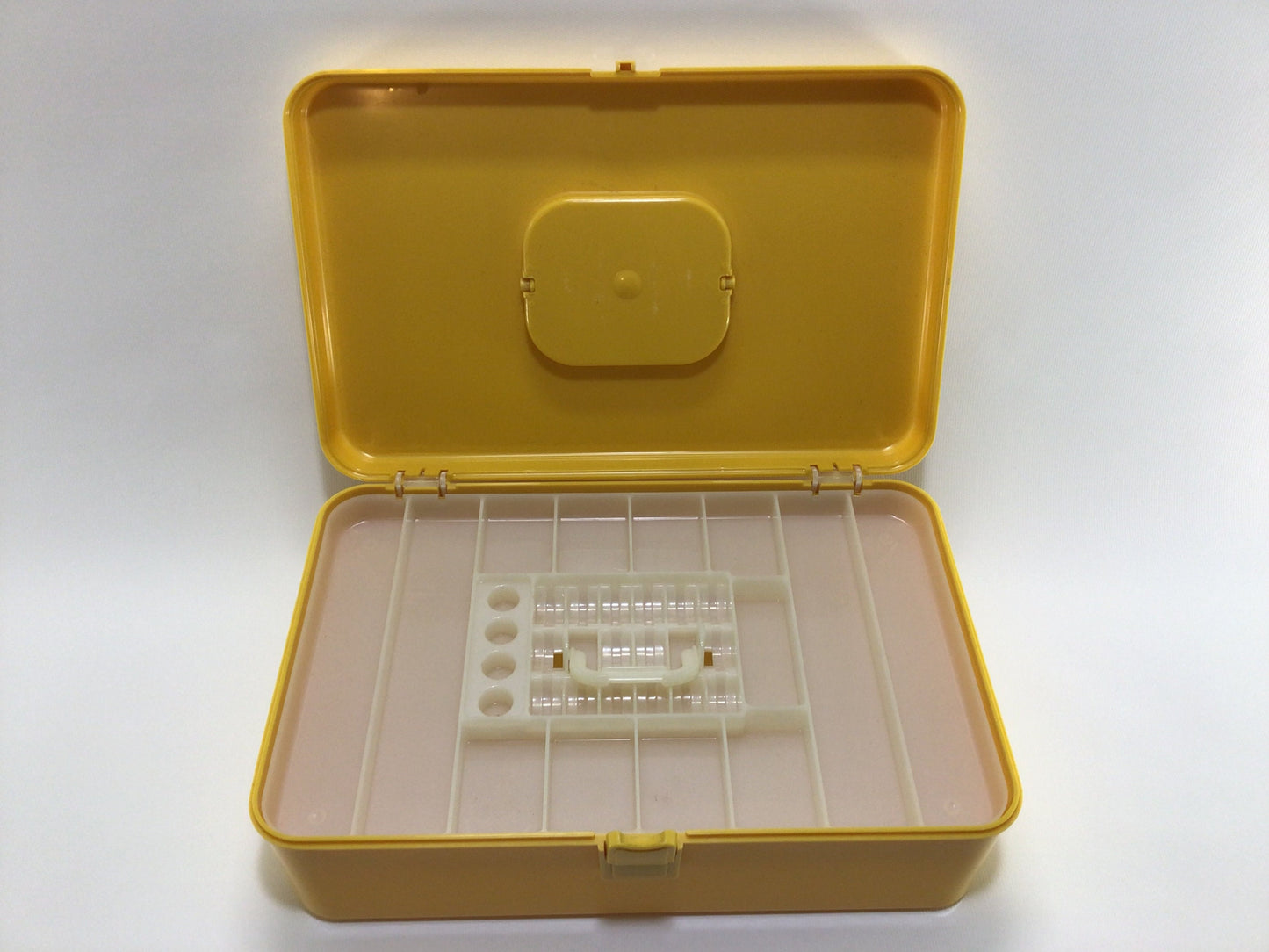 Wilhold Sewing Thread Box Yellow Faux Wood Grain Medium Size Hard Plastic Wilson MFG Corp