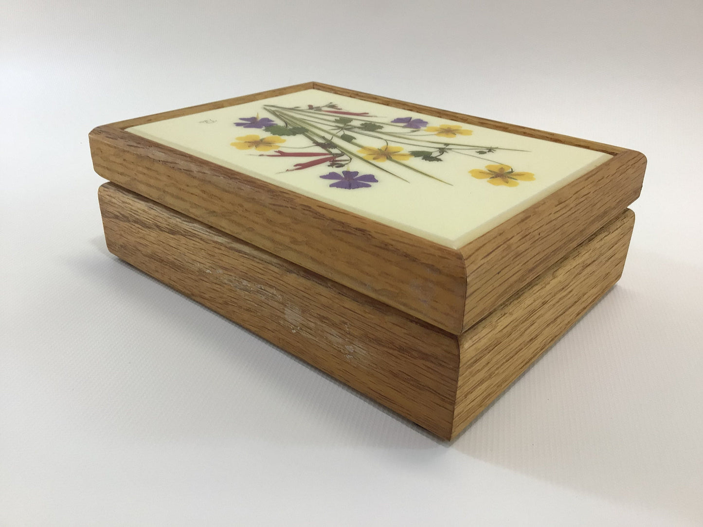 Wild Flowers Tiled Wooden Jewelry Trinket Box Vintage Table Vanity Storage Container Red Felt Lined Hardwood Yellow Purple Pansies