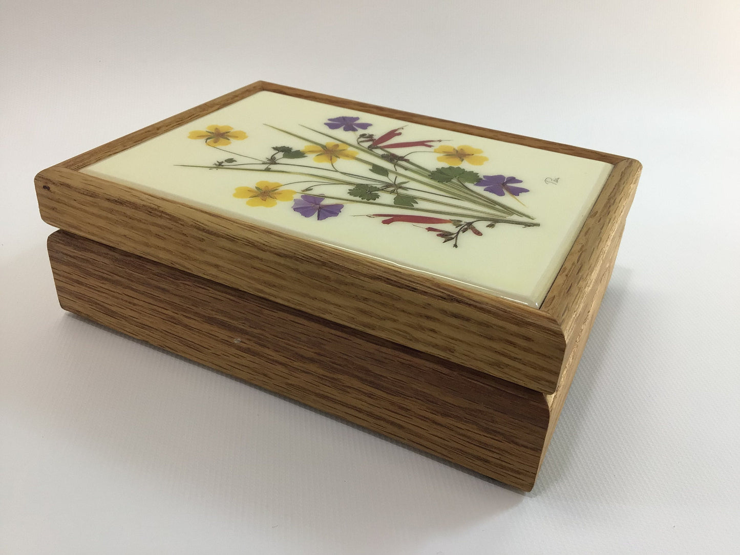 Wild Flowers Tiled Wooden Jewelry Trinket Box Vintage Table Vanity Storage Container Red Felt Lined Hardwood Yellow Purple Pansies