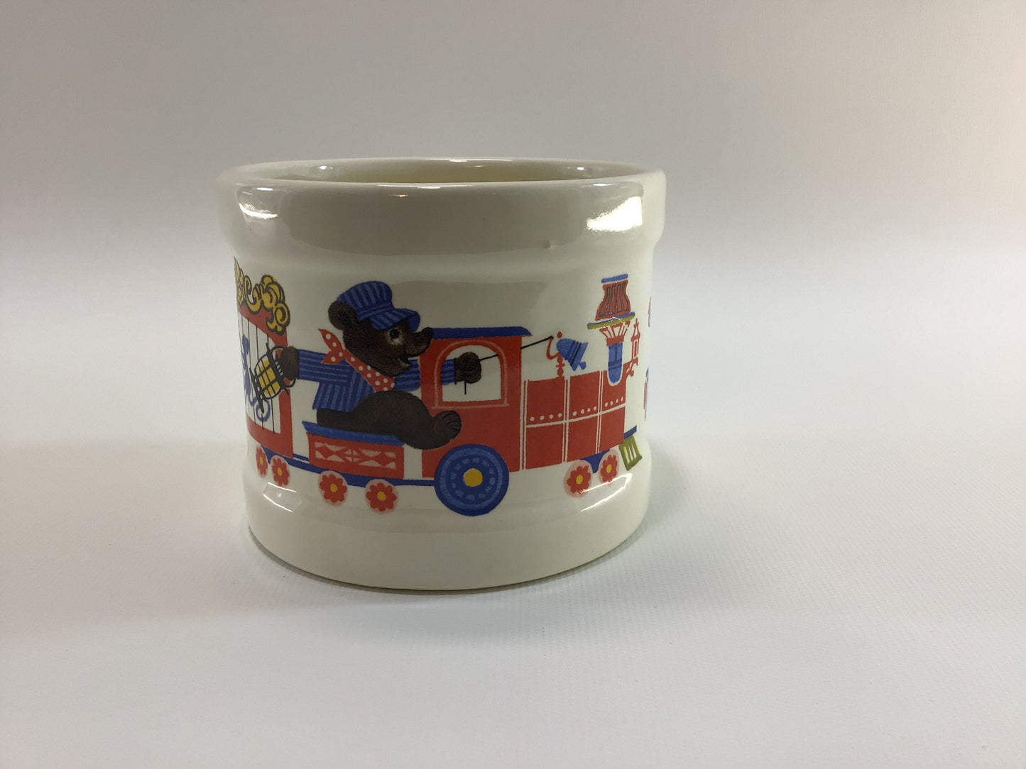 3 Ring Circus Train Ceramic Planter No 274 1980s Haeger Pottery Made in USA Cute Kitschy Children's Home Decor Quality Storage Container
