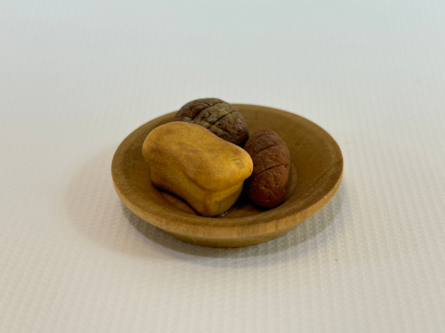 Handmade Dollhouse Miniature Bread 3 Loaves Wooden Bowl 1:12 Scale Artisan Country Kitchen Decor